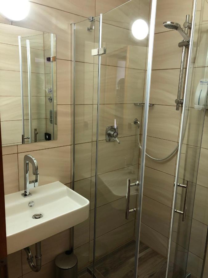 Ec Hotel Elchingen Eksteriør bilde