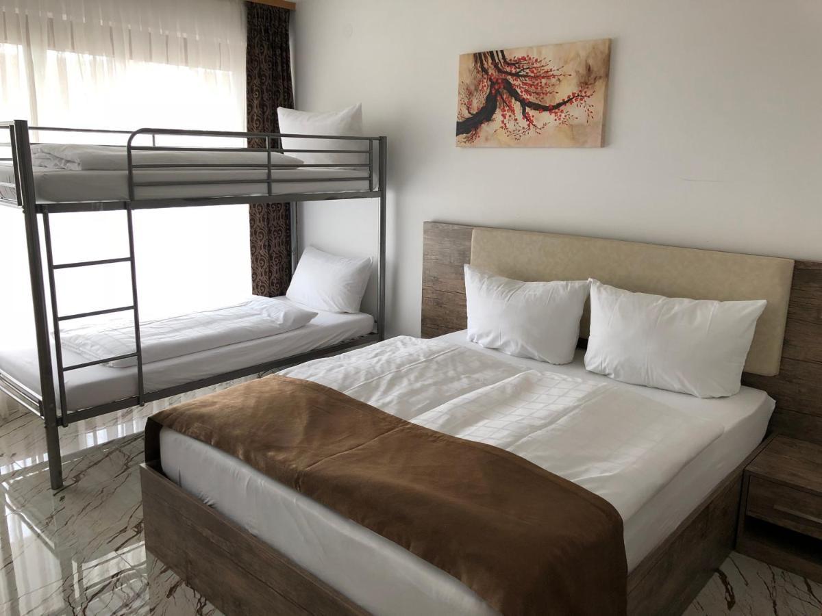 Ec Hotel Elchingen Eksteriør bilde