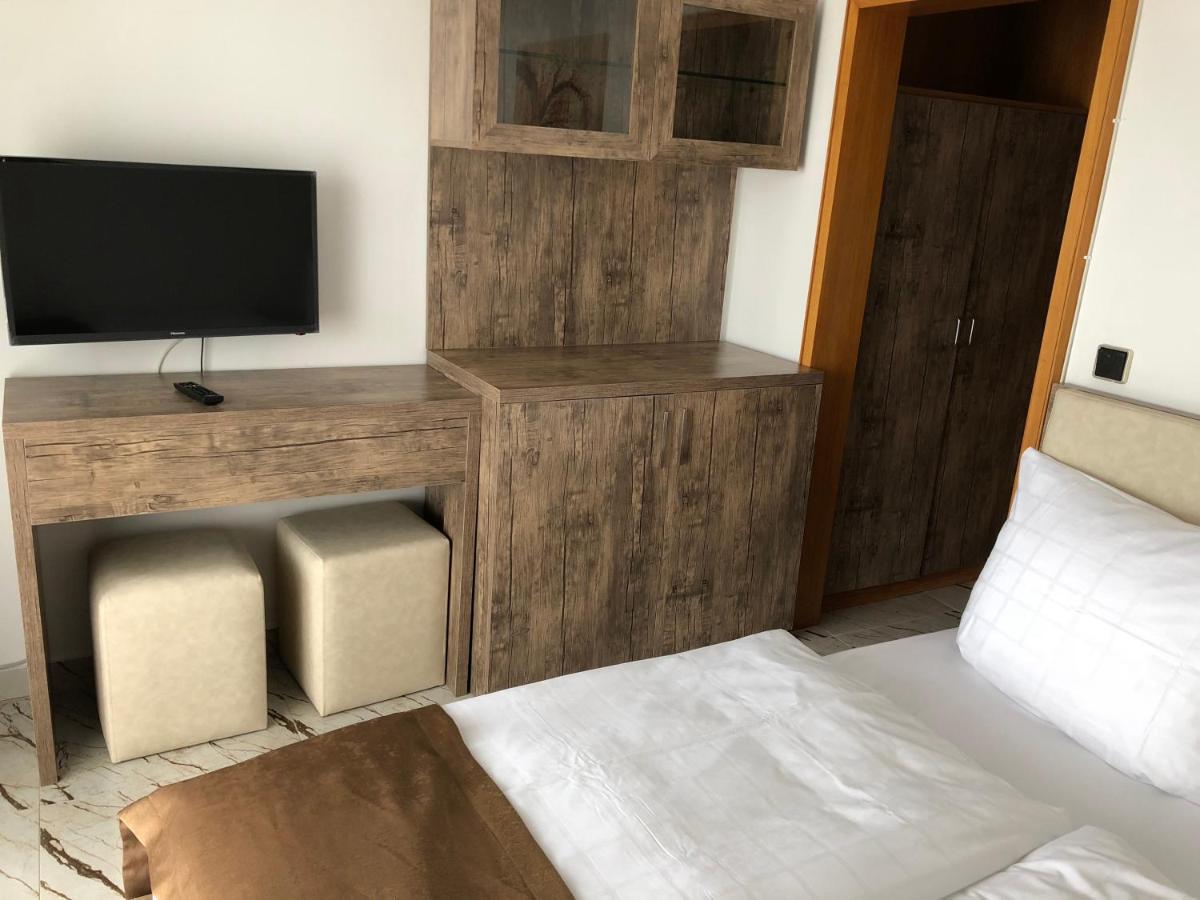Ec Hotel Elchingen Eksteriør bilde